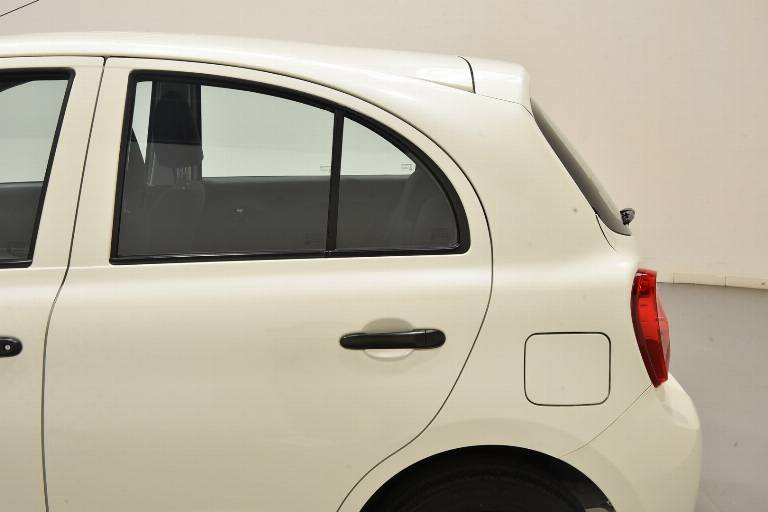 NISSAN Micra 44