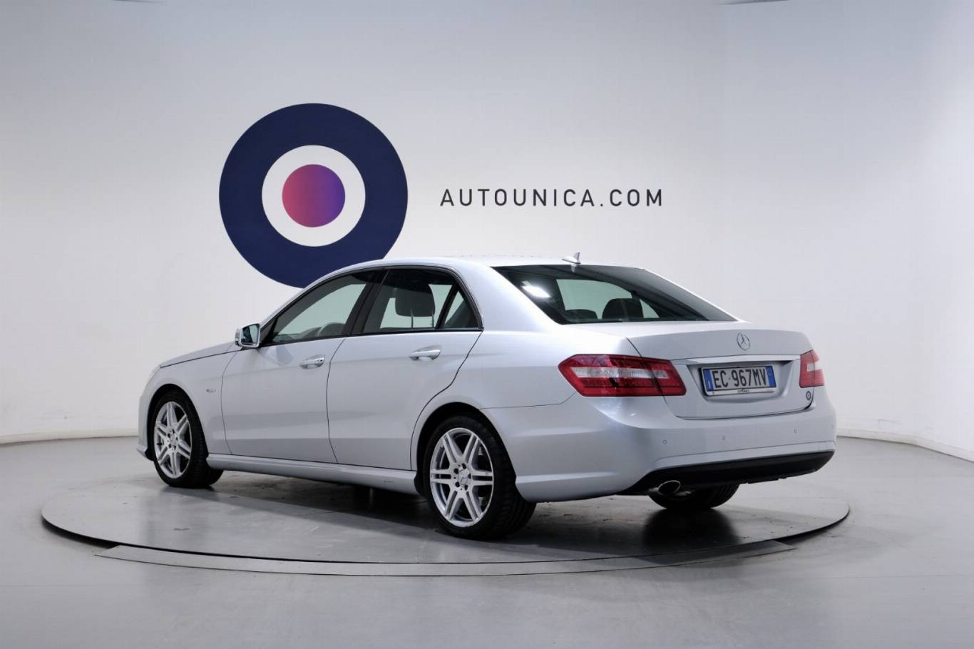 MERCEDES-BENZ E 250 17