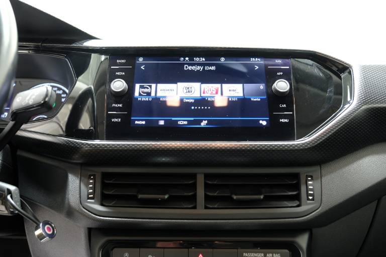 VOLKSWAGEN T-Cross 9