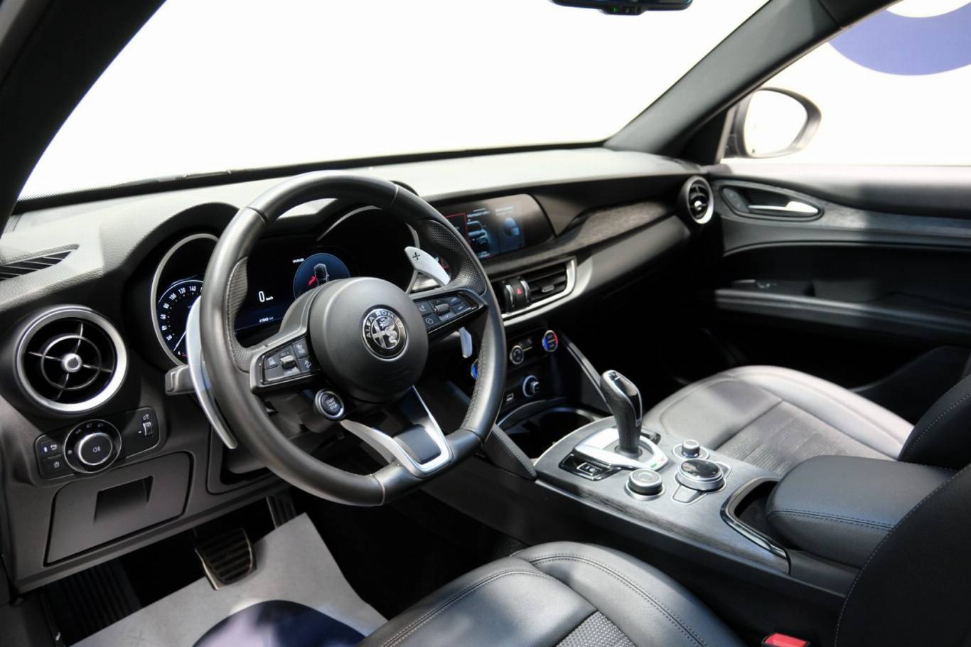 ALFA ROMEO Stelvio 5