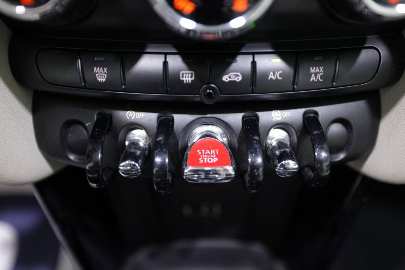 MINI Cooper SD 28
