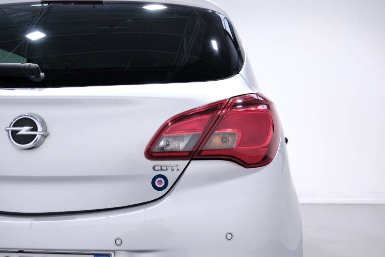 OPEL Corsa 40