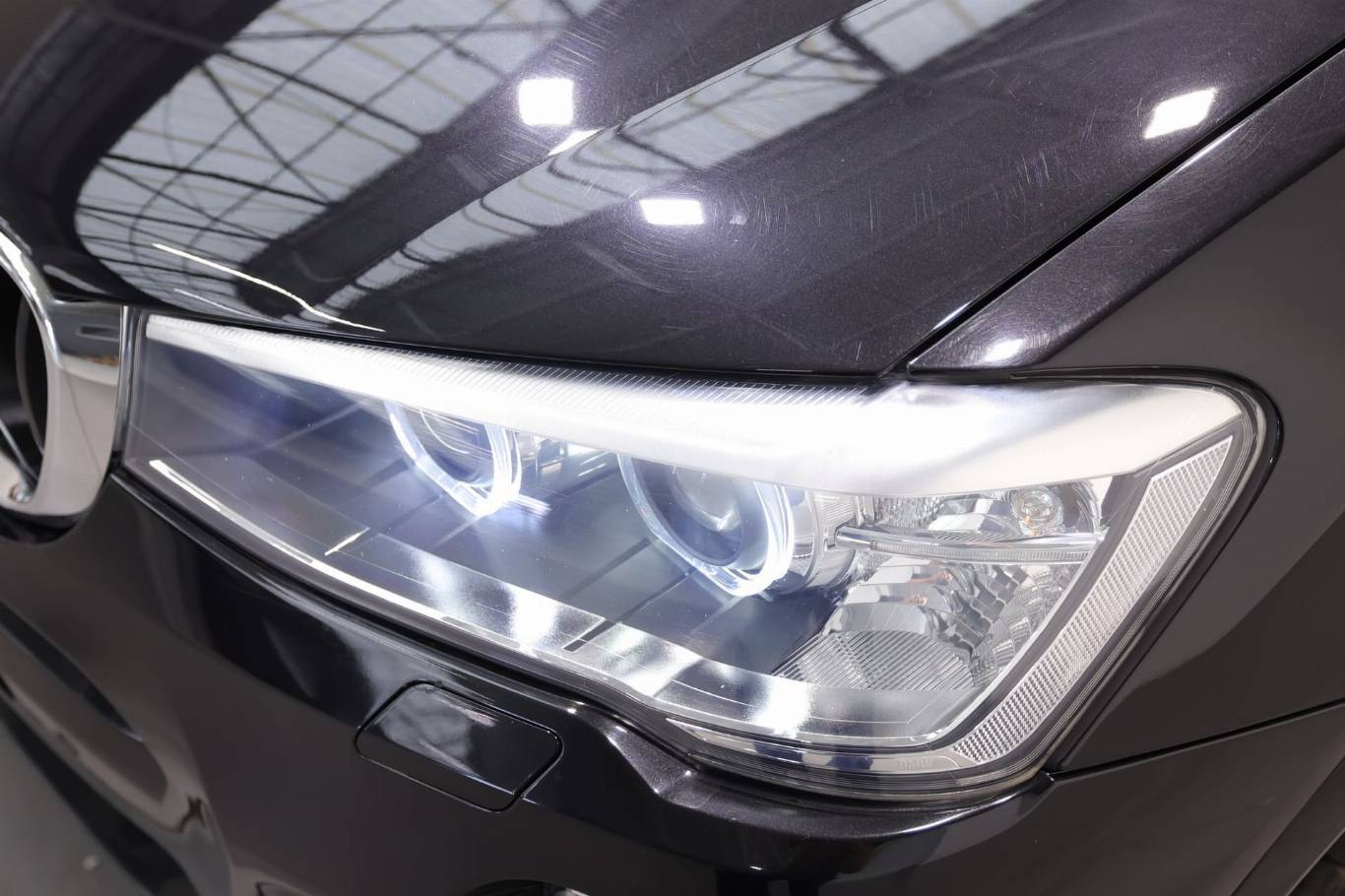 BMW X4 53