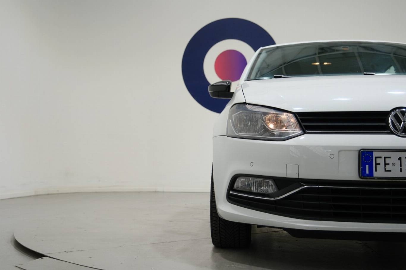 VOLKSWAGEN Polo 41