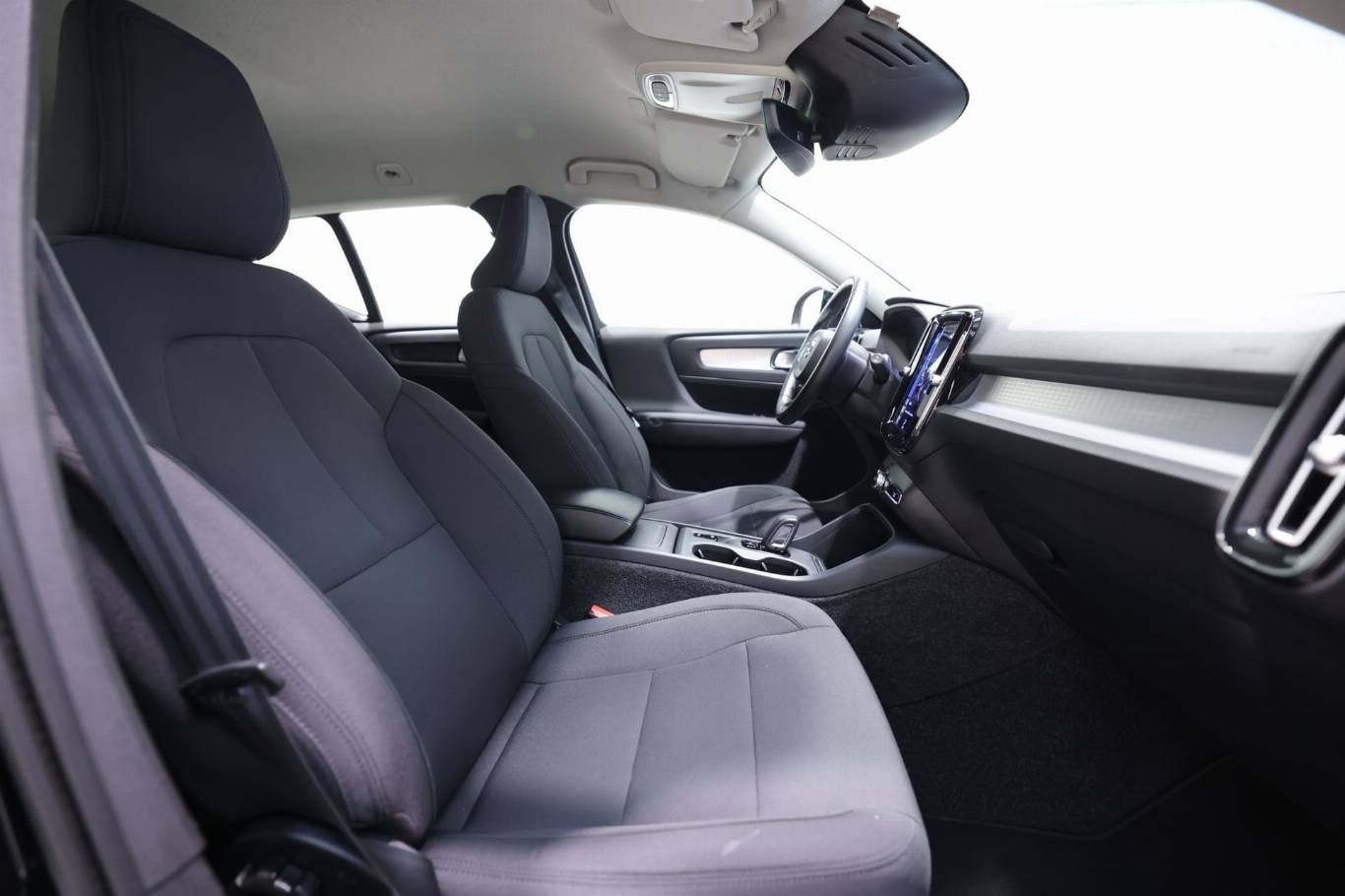 VOLVO XC40 45