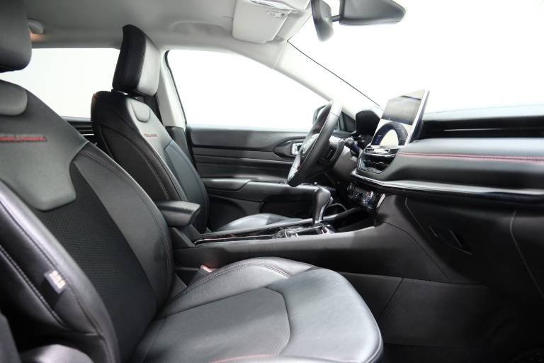JEEP Compass 68