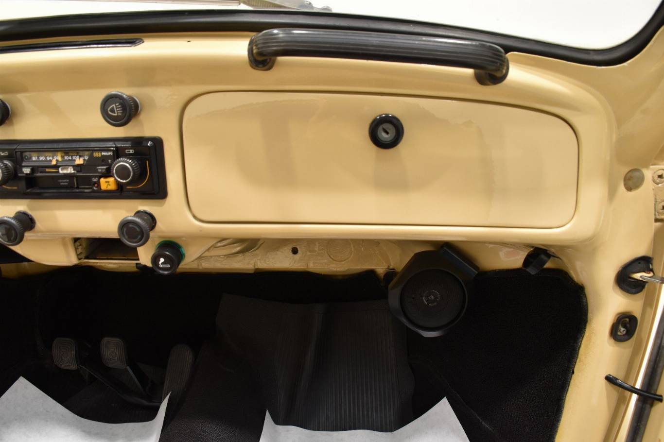 VOLKSWAGEN Maggiolino 63