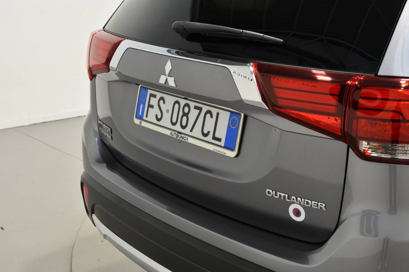 MITSUBISHI Outlander 58