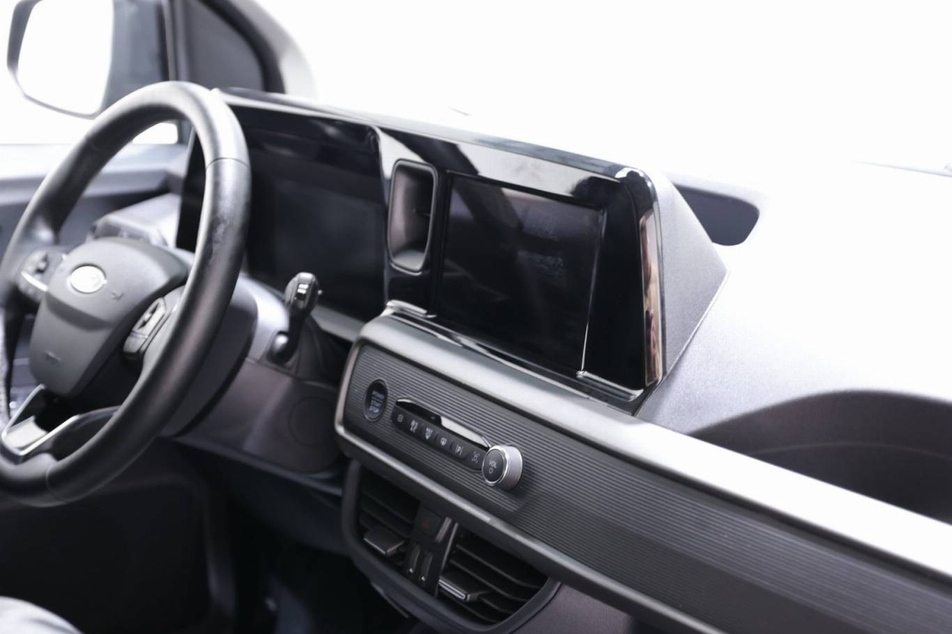 FORD Tourneo Courier 45