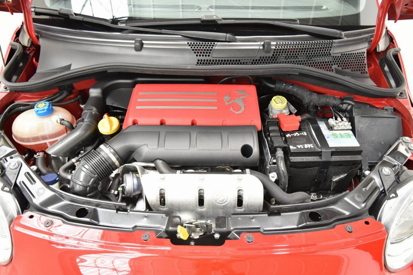 ABARTH 500C 12