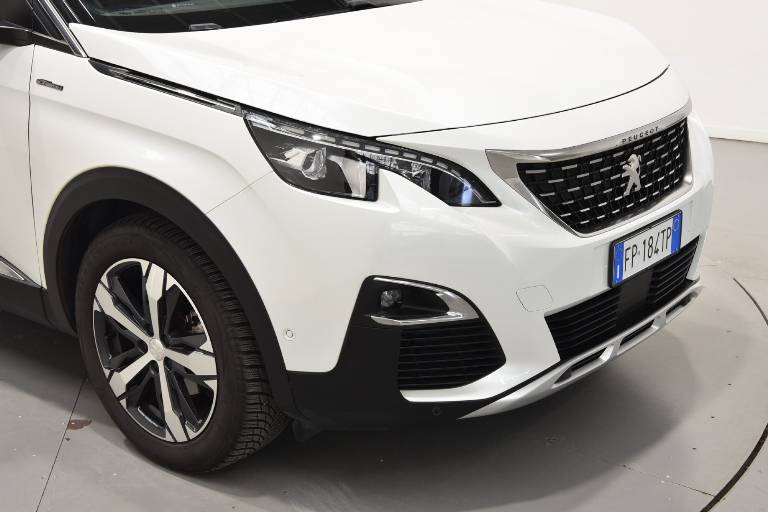 PEUGEOT 3008 37