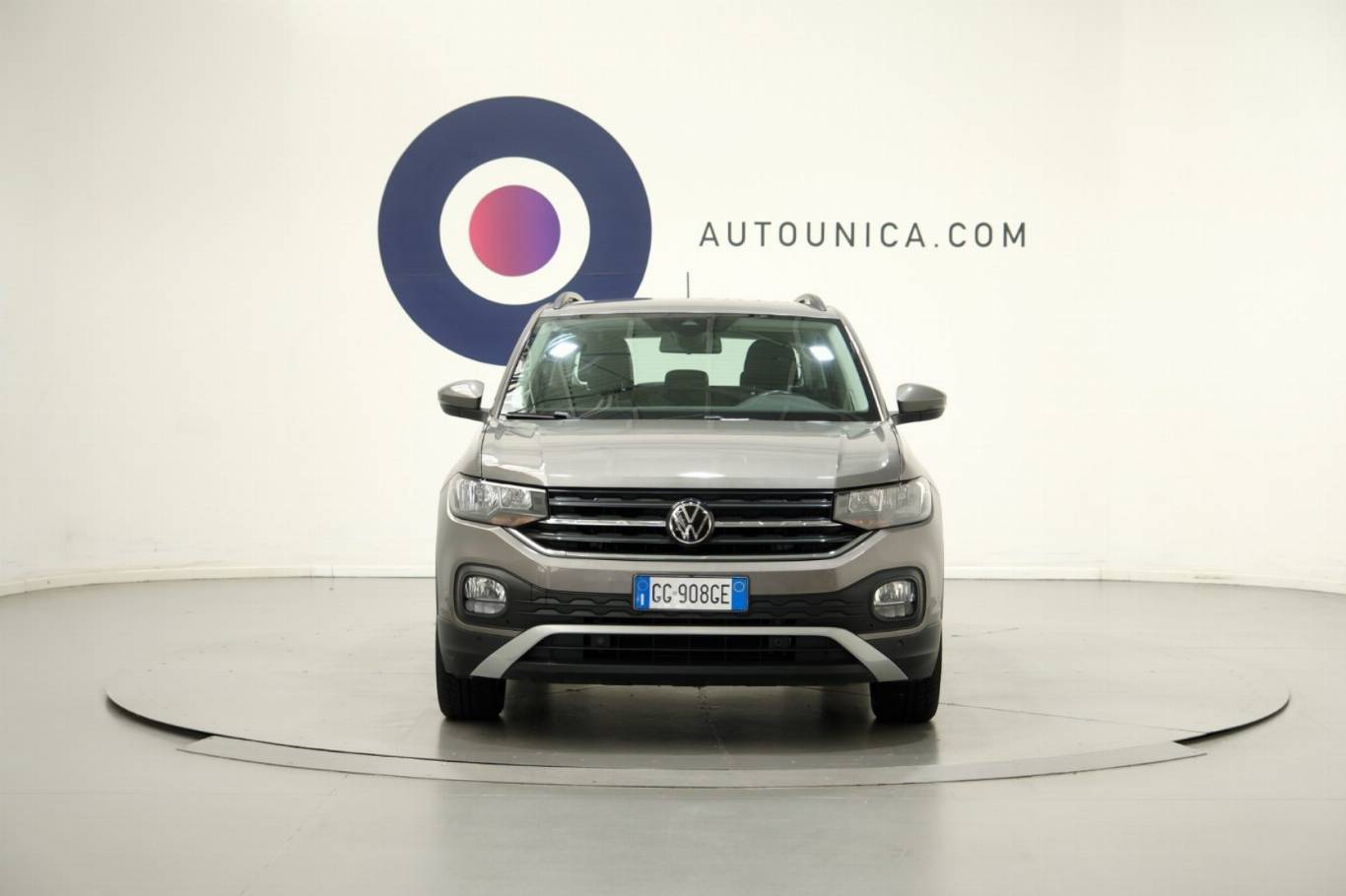 VOLKSWAGEN T-Cross 2