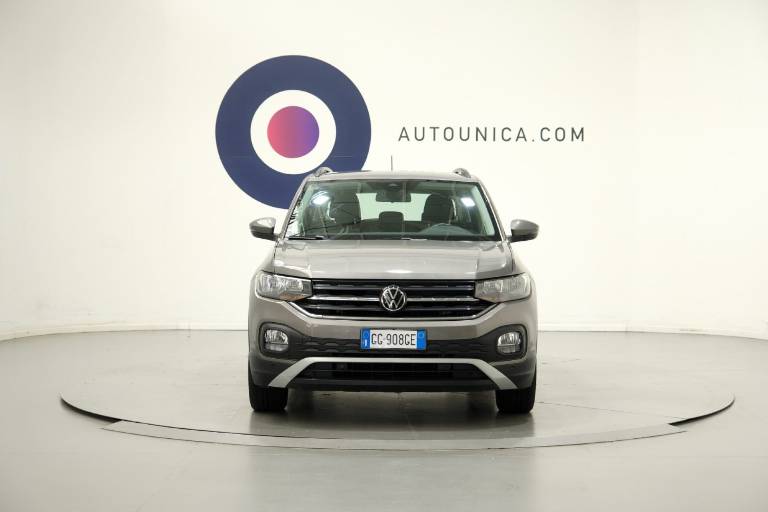 VOLKSWAGEN T-Cross 2