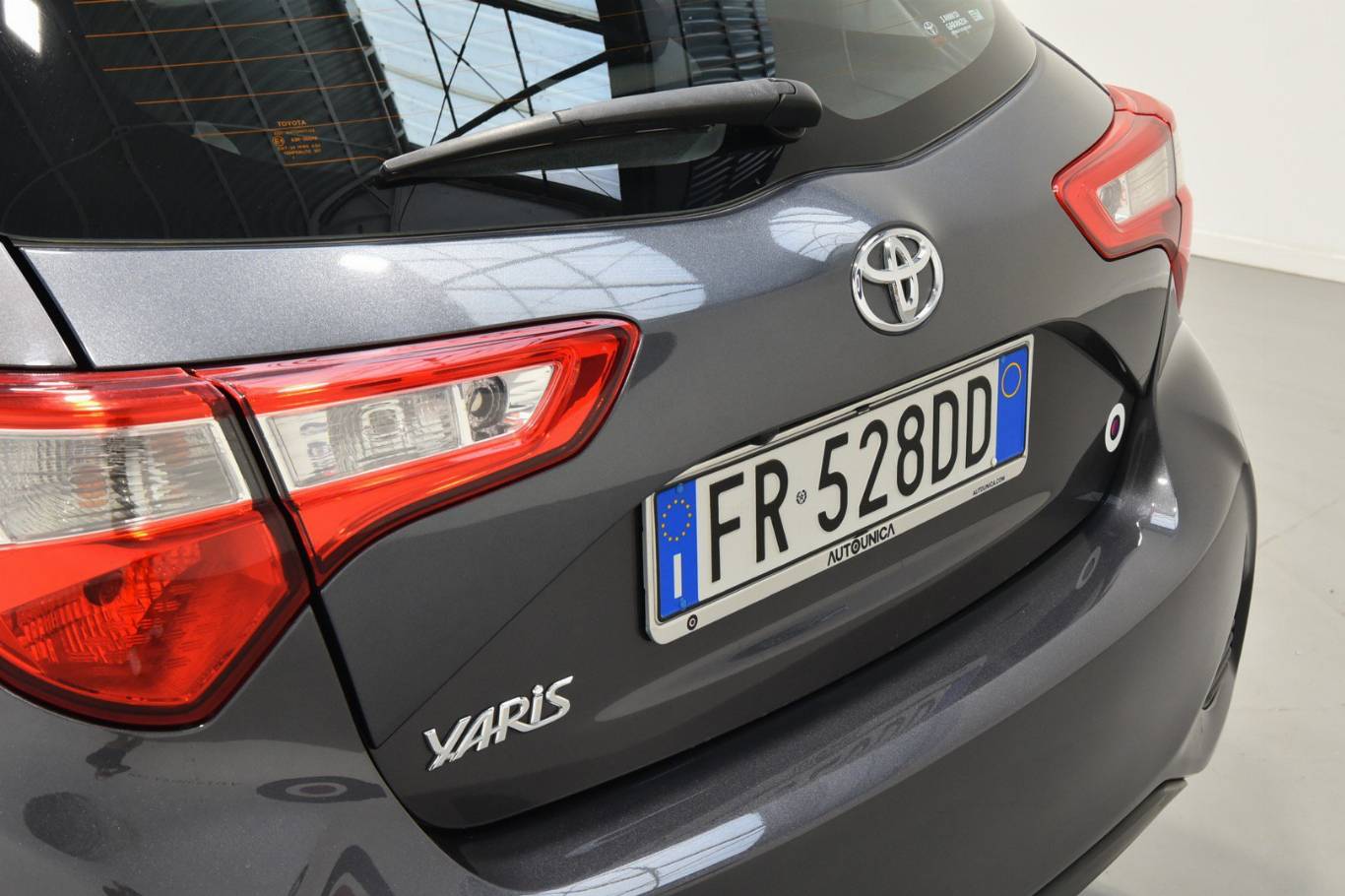 TOYOTA Yaris 45