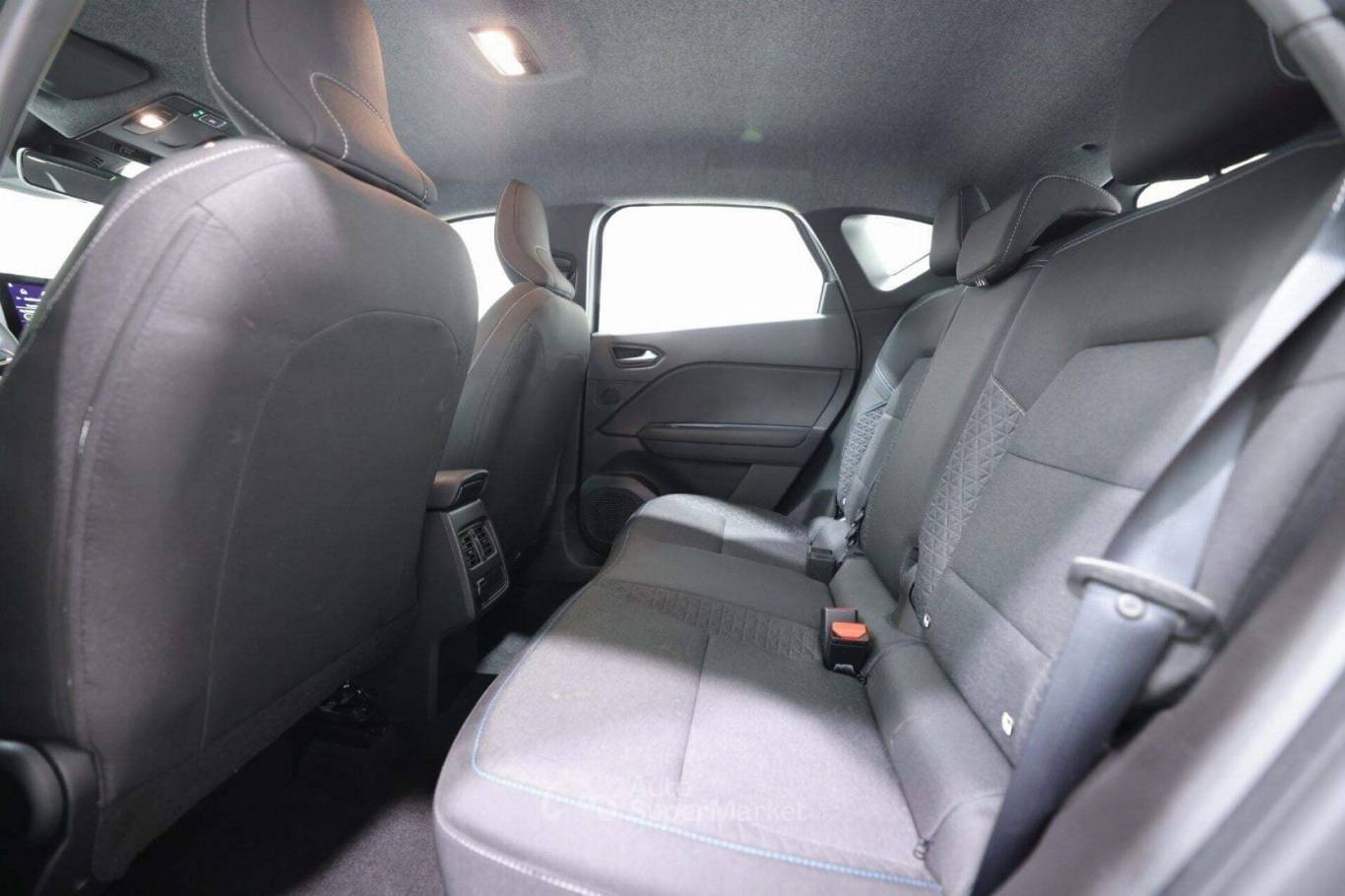 RENAULT Captur 33