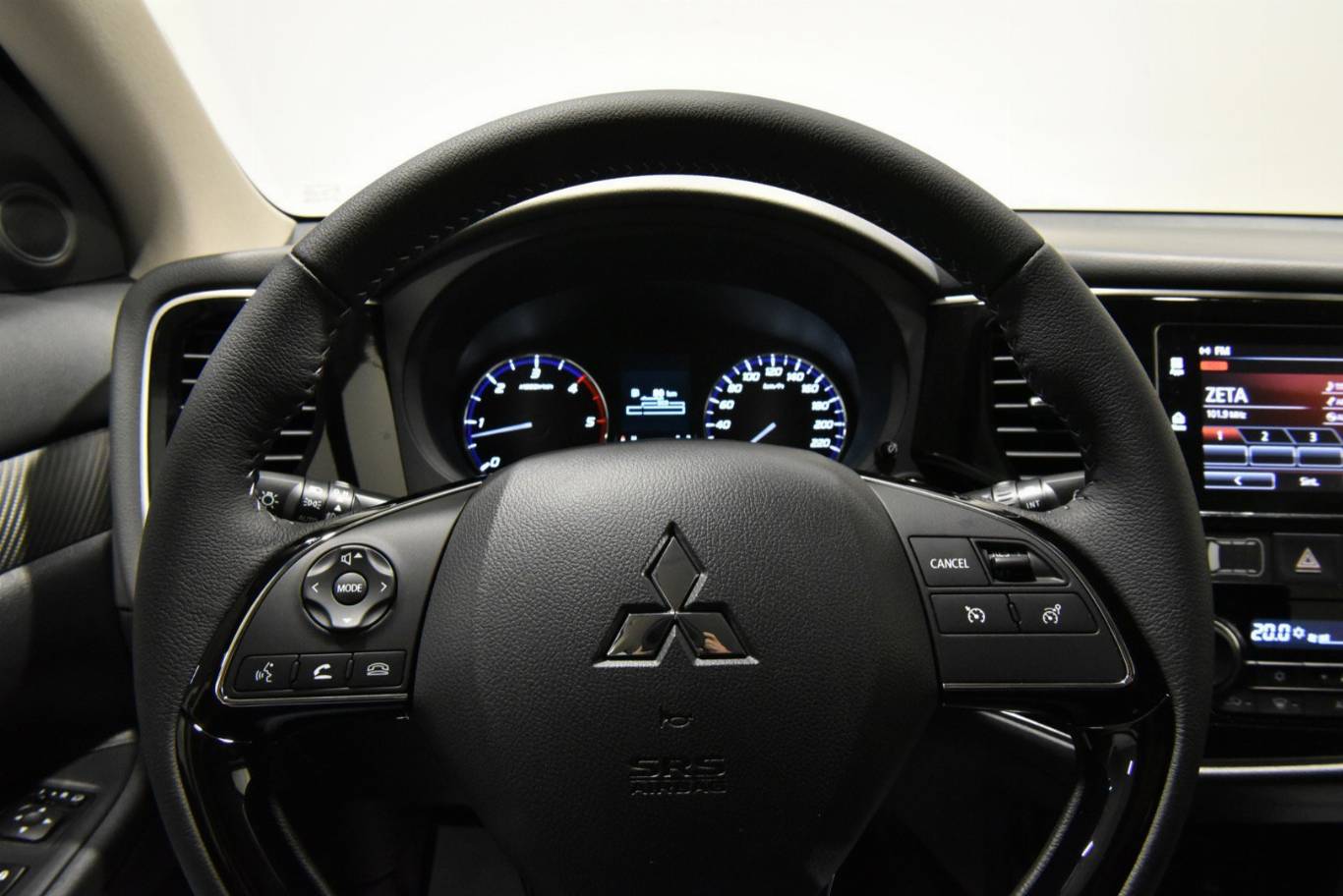 MITSUBISHI Outlander 34