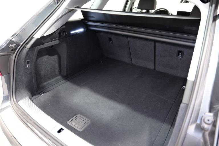 AUDI A4 65