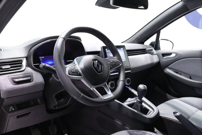 RENAULT Clio 5