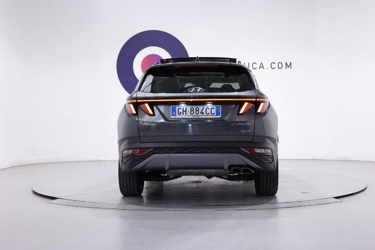 HYUNDAI Tucson 17