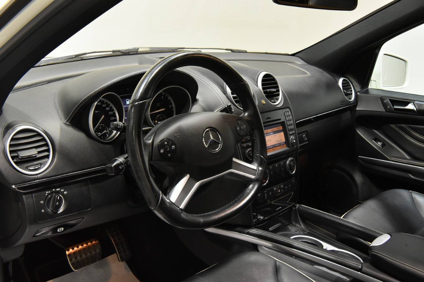 MERCEDES-BENZ ML 350 2