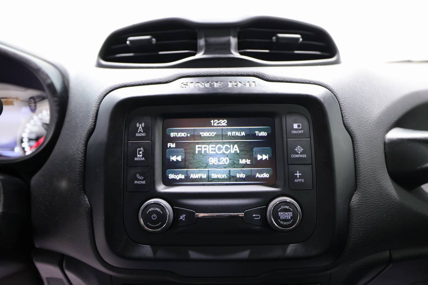 JEEP Renegade 13