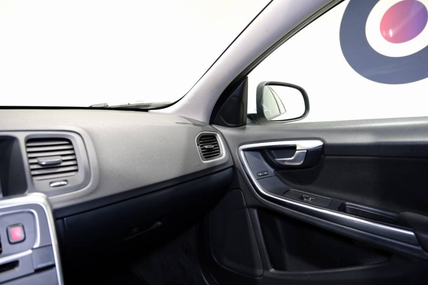 VOLVO V60 30