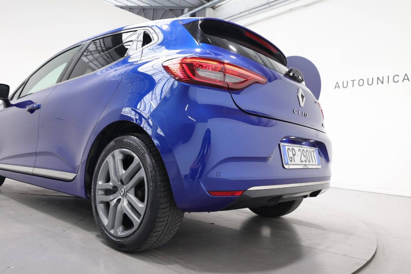 RENAULT Clio 37