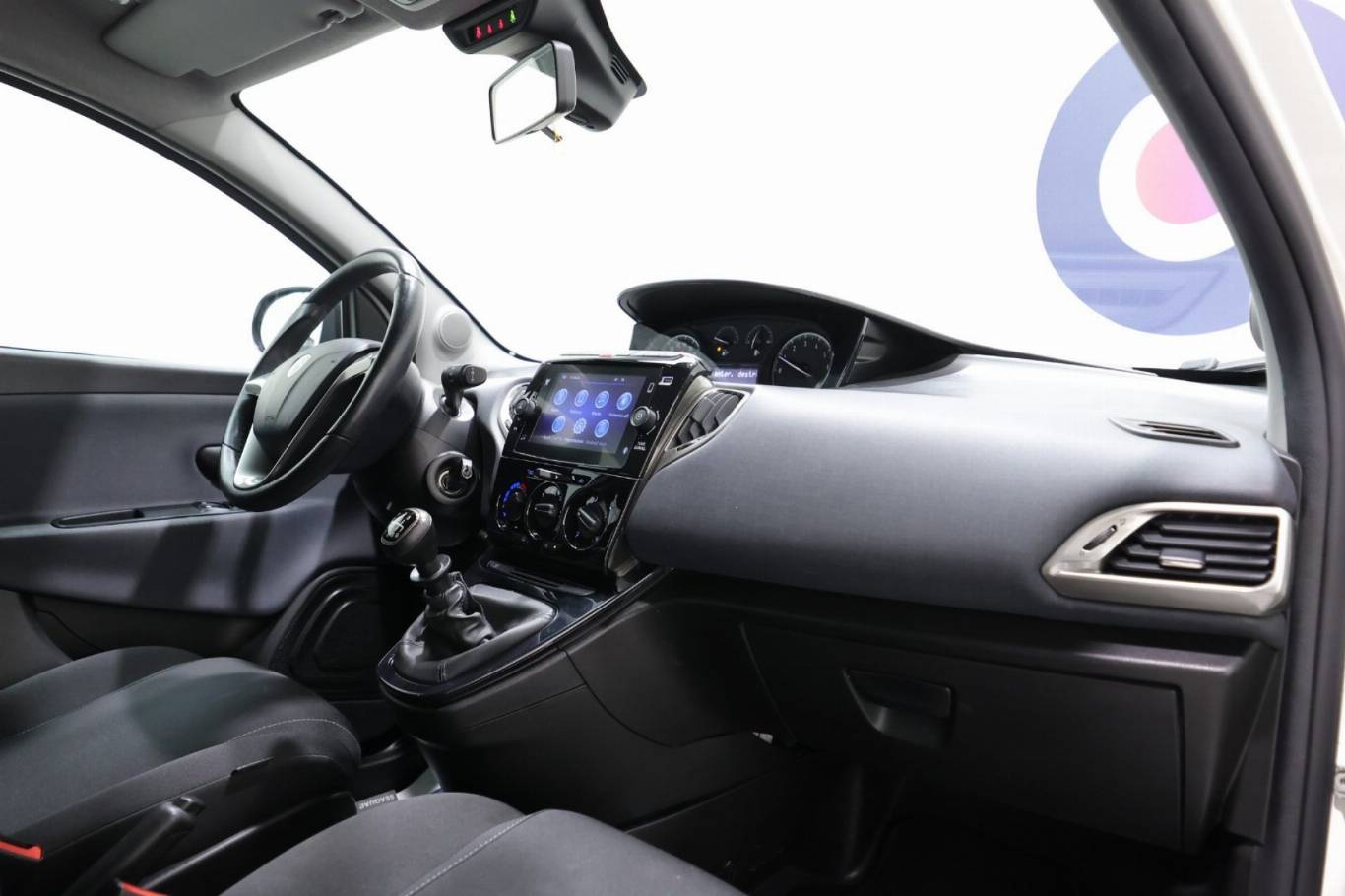 LANCIA Ypsilon 44