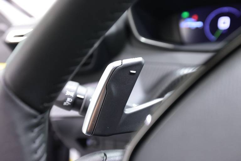PEUGEOT 2008 22