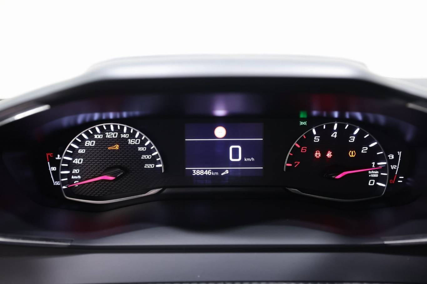 PEUGEOT 208 21
