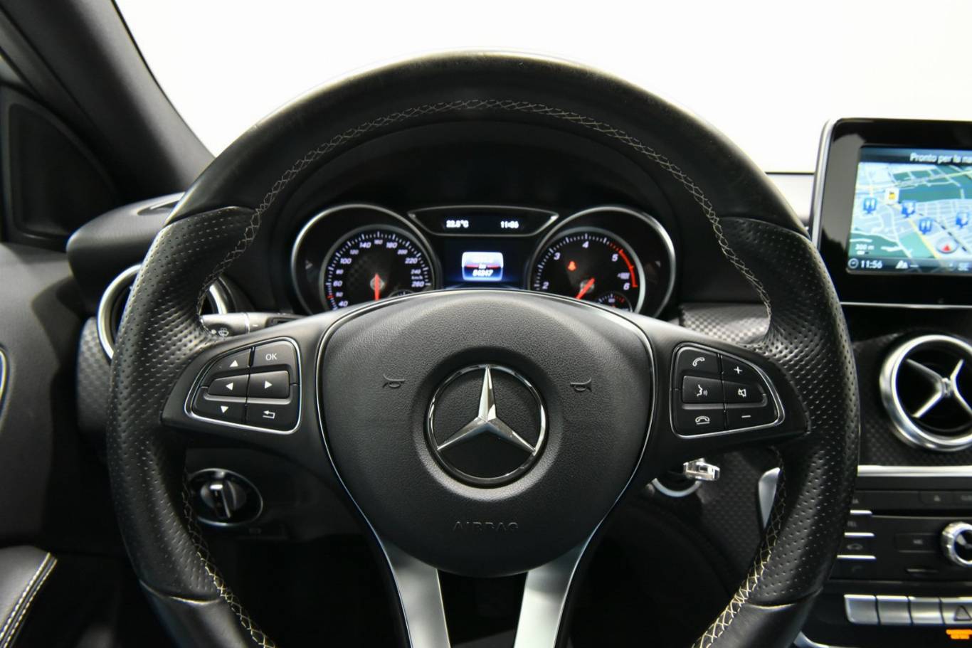 MERCEDES-BENZ A 180 41