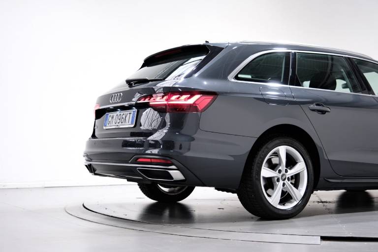 AUDI A4 57