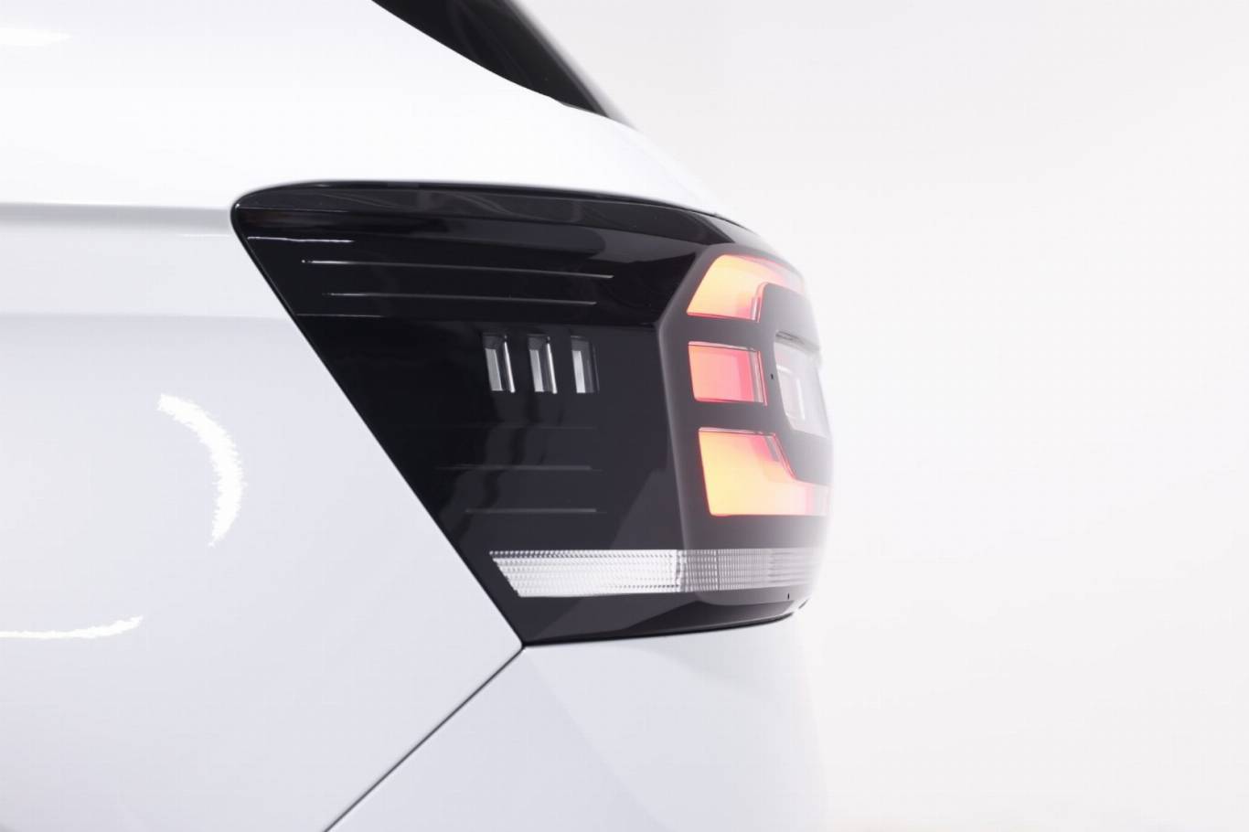 VOLKSWAGEN T-Cross 38