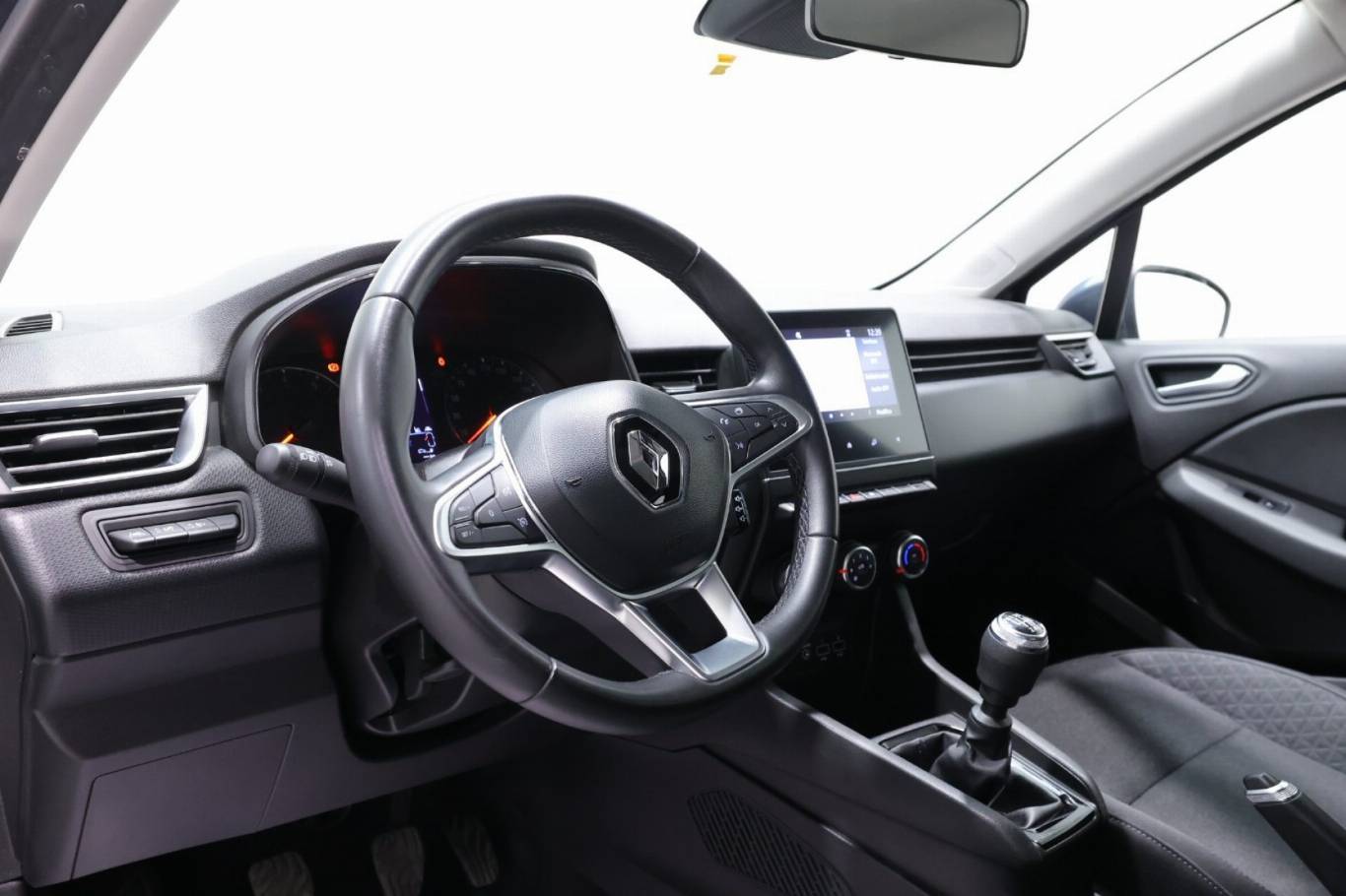 RENAULT Clio 5