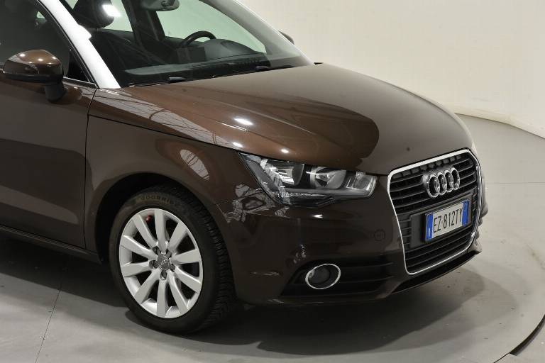 AUDI A1 16