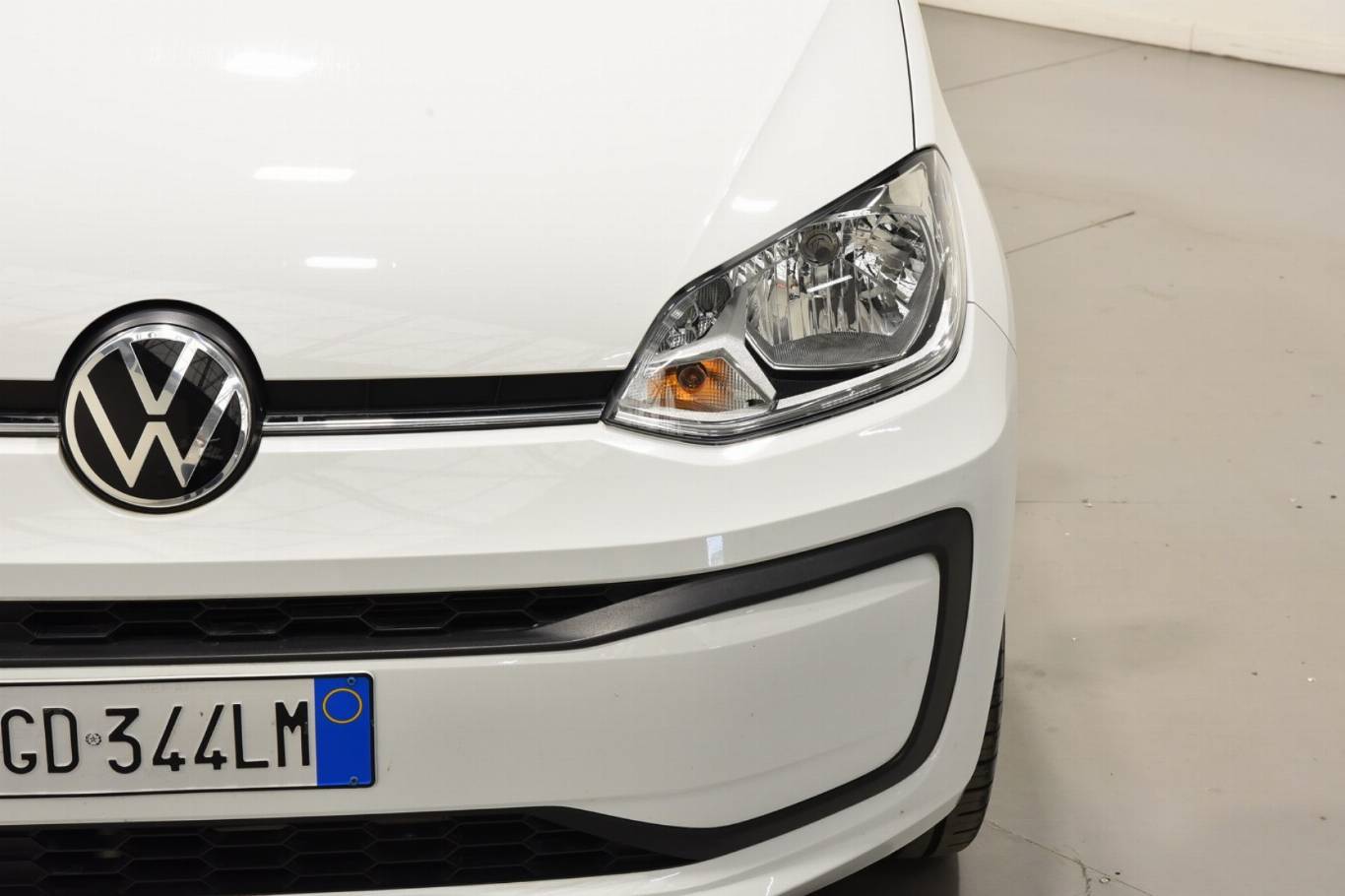VOLKSWAGEN Up! 11
