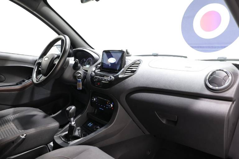 FORD Ka+ 44