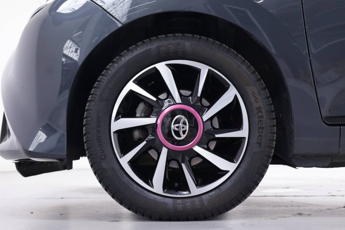 TOYOTA Aygo 13
