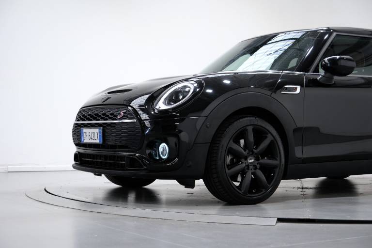 MINI Cooper Clubman 11