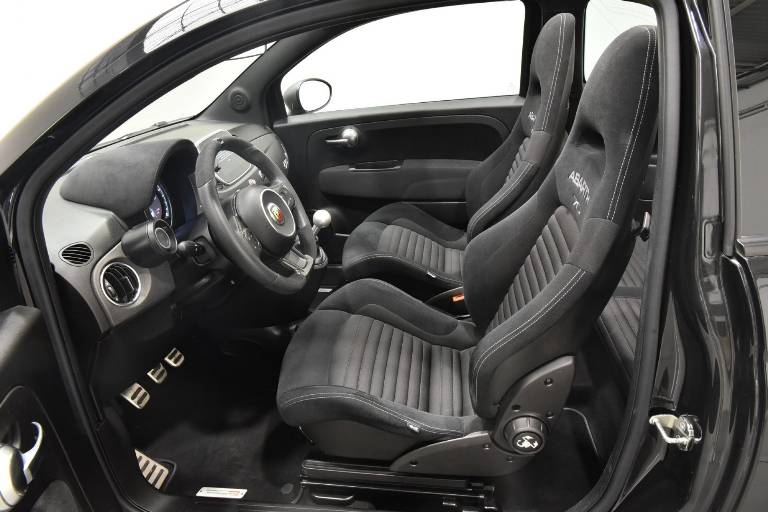 ABARTH 595C 4