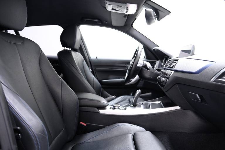 BMW 118 11