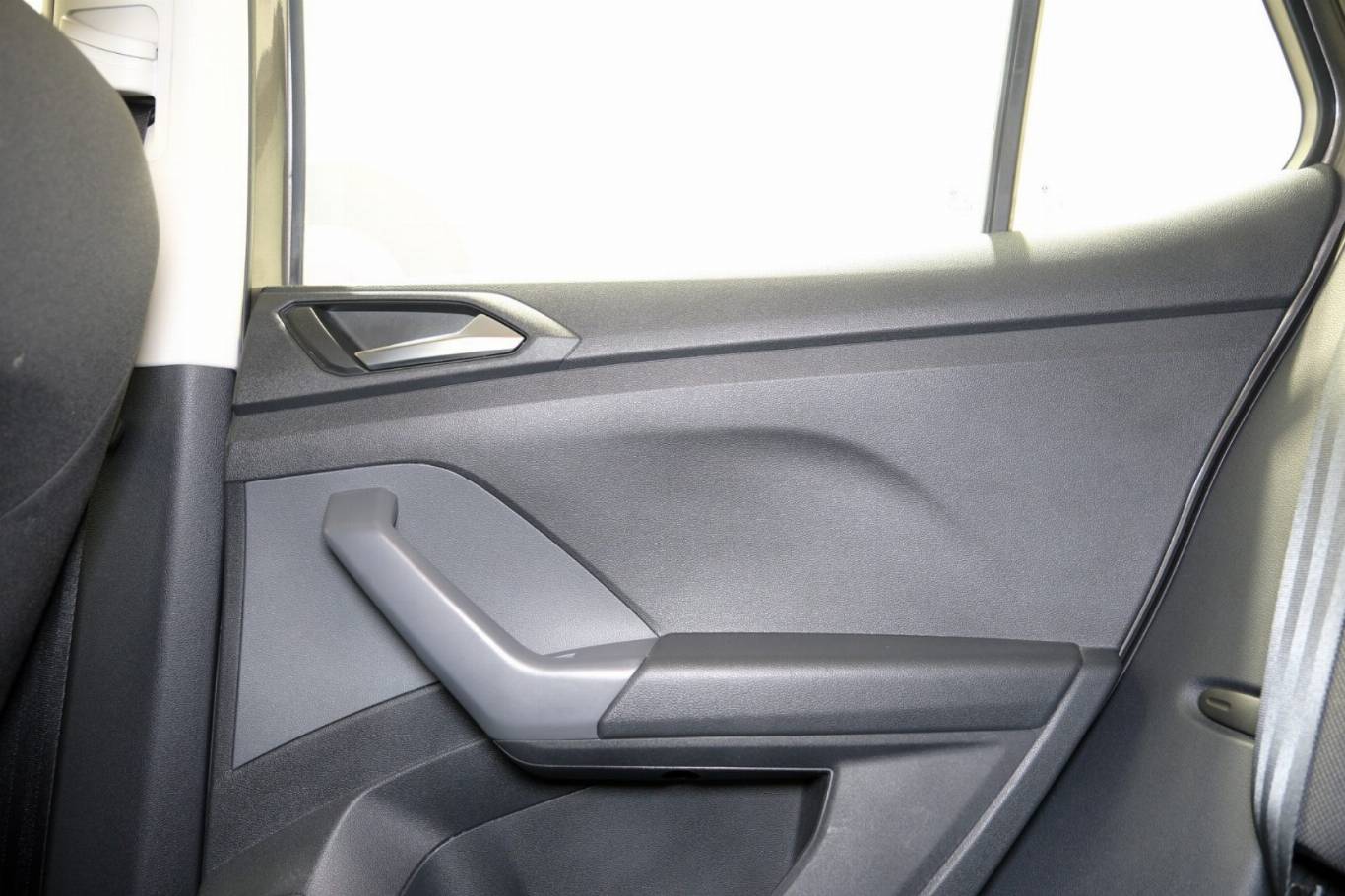 VOLKSWAGEN T-Cross 34