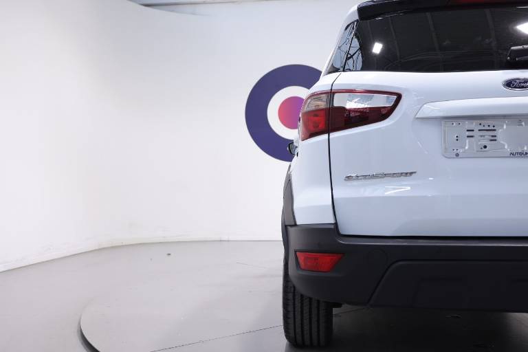 FORD EcoSport 41