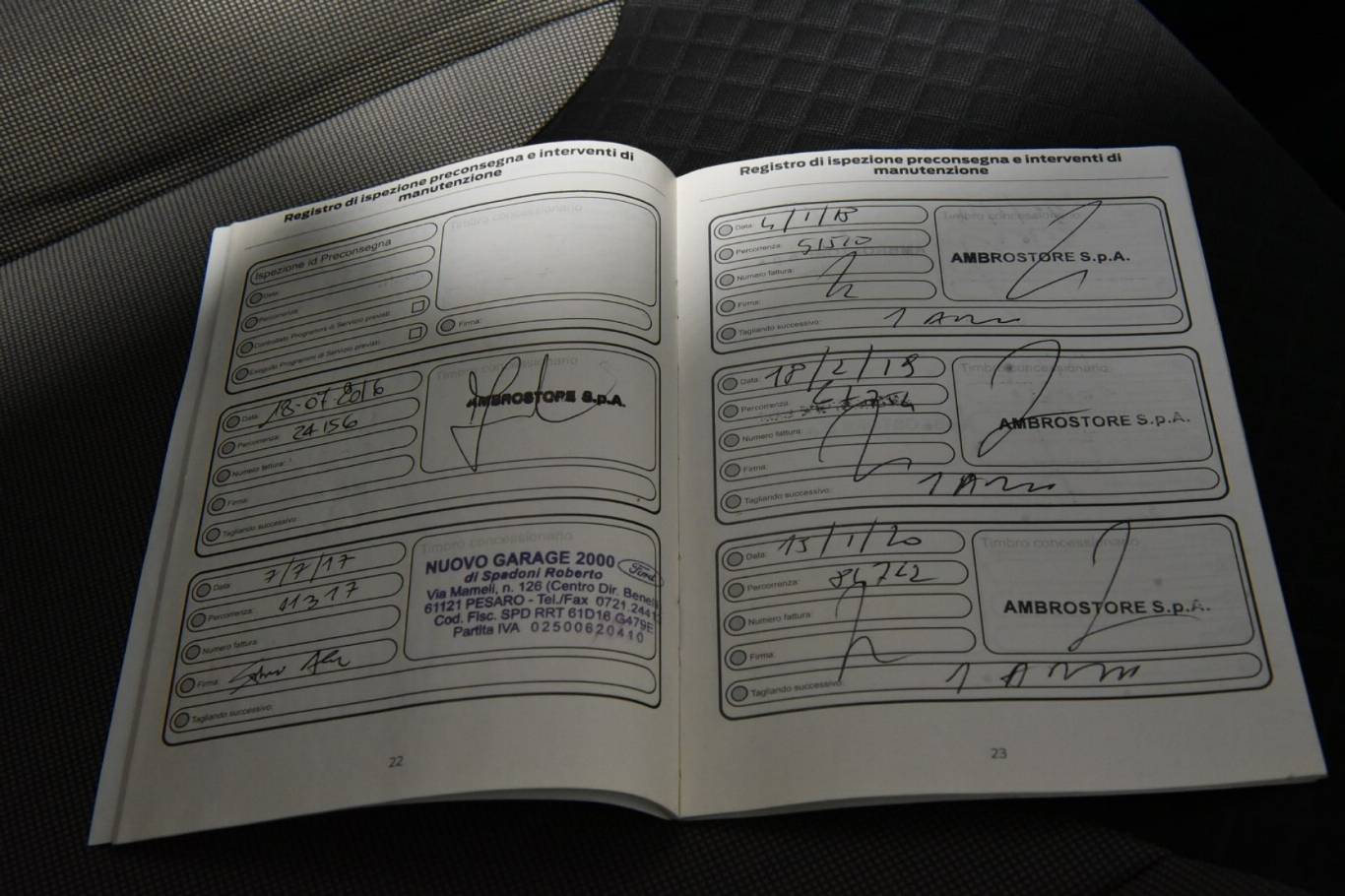 FORD Tourneo Courier 39