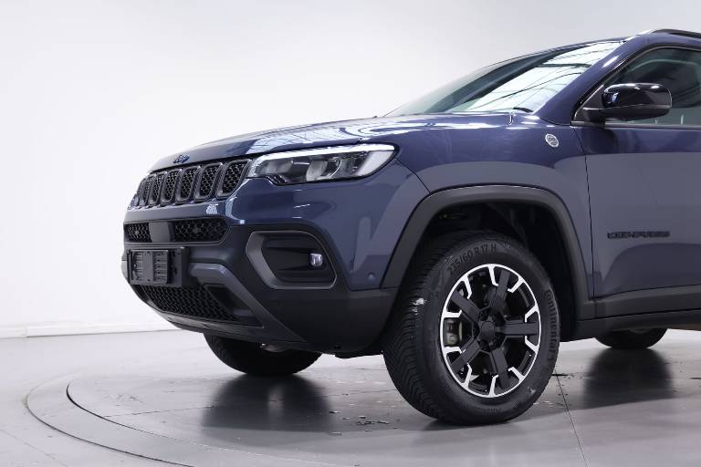 JEEP Compass 11