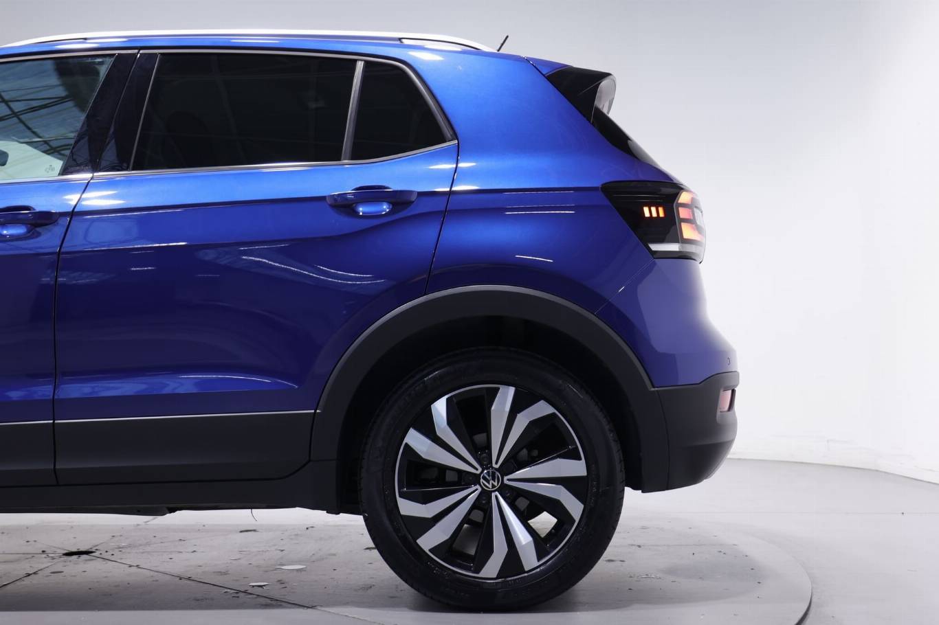 VOLKSWAGEN T-Cross 34