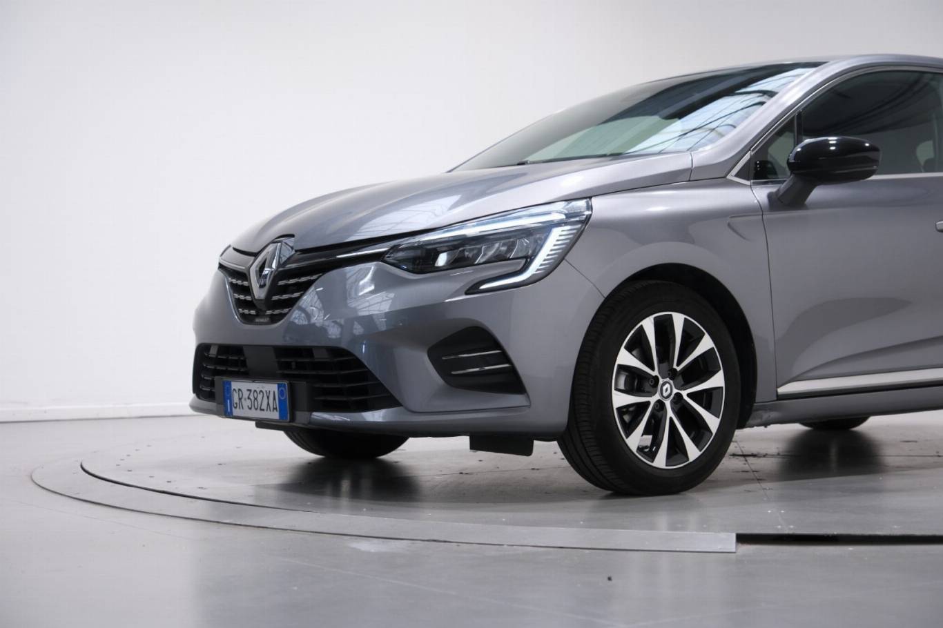 RENAULT Clio 11