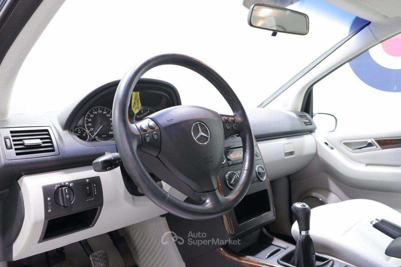 MERCEDES-BENZ Classe A 5