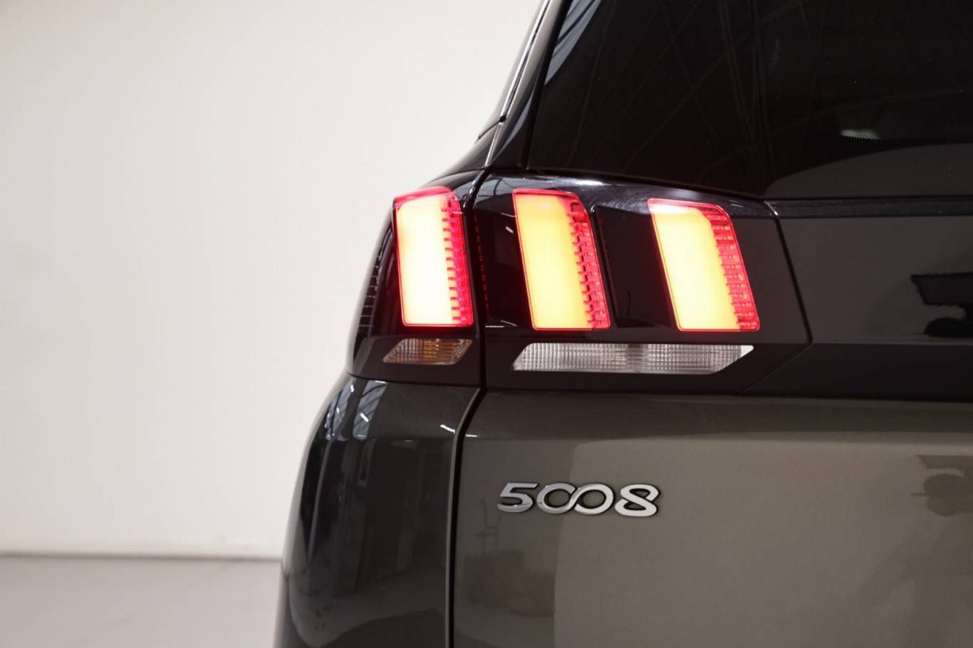 PEUGEOT 5008 43