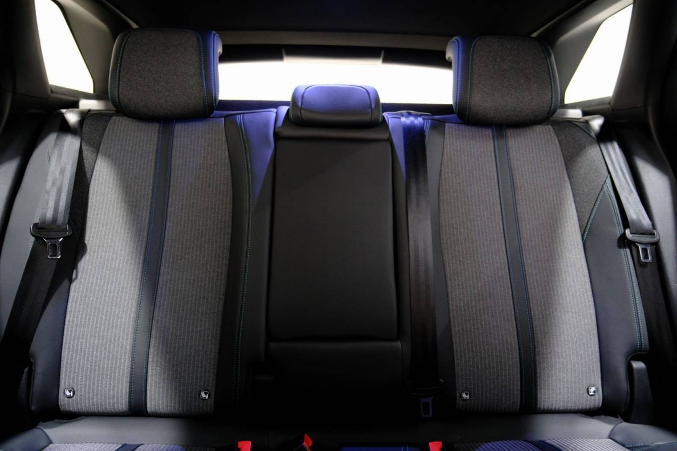 PEUGEOT 3008 33